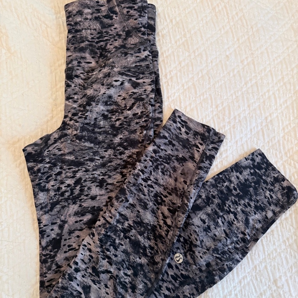 Lululemon 25” leggings